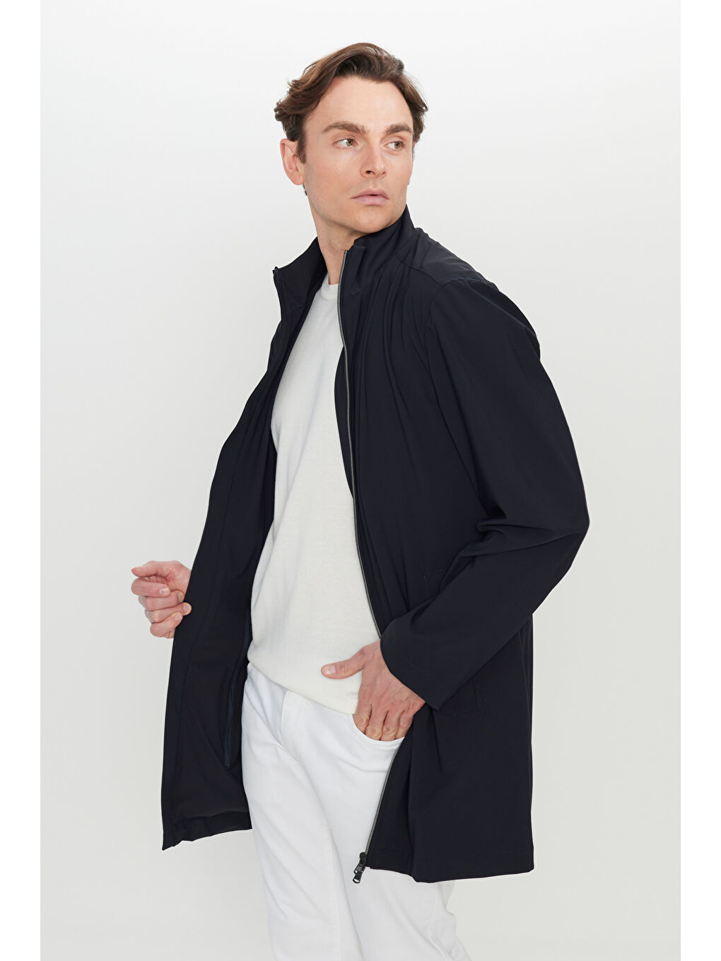 Erkek Lacivert Standart Fit Normal Kesim Dik Yaka Yan Cepli Trençkot