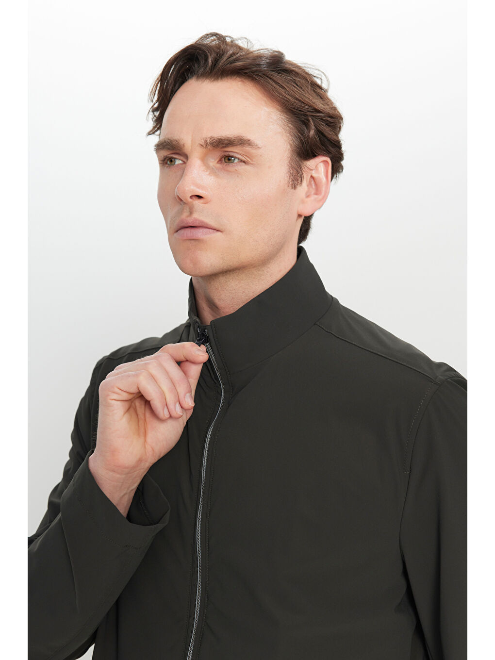 Erkek Haki Standart Fit Normal Kesim Dik Yaka Yan Cepli Trençkot-4