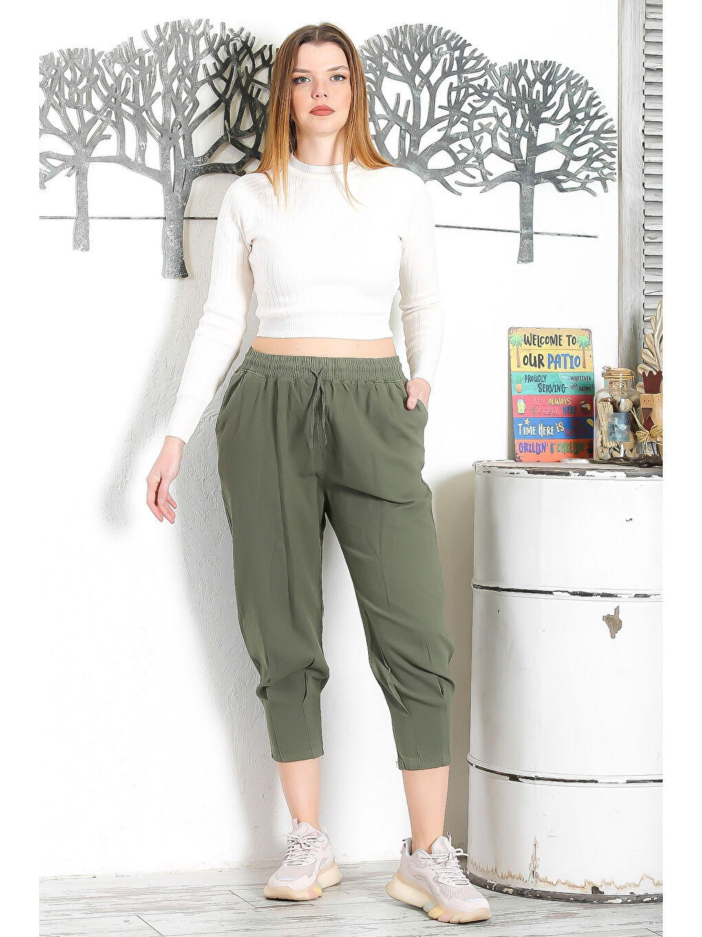 Haki Çift Cepli Lastikli Ve Bağlamalı Bel Kısa Paça Casual Pamuk Dokuma Pantolon-3