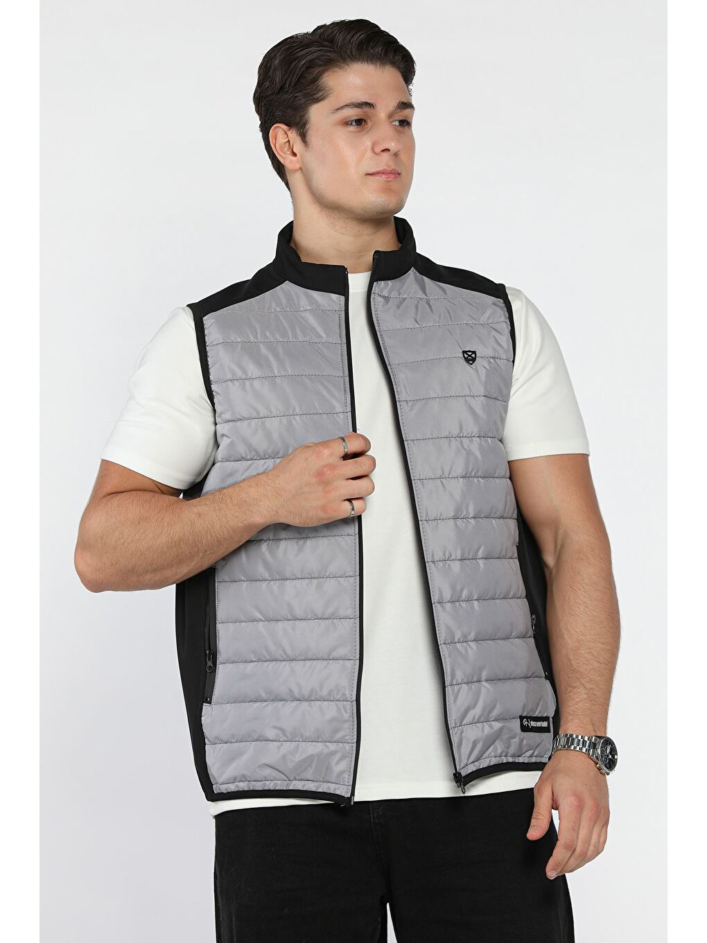 Gri Erkek Kapitoneli Cepli İnce Yelek