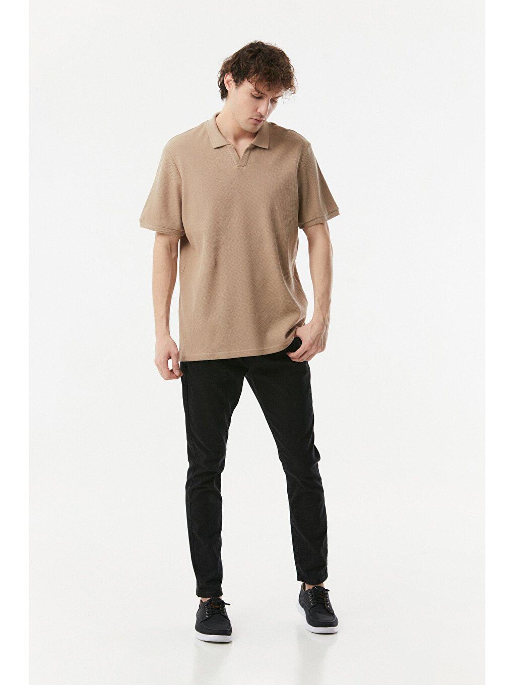 Bej Waffle Polo Yaka Tişört-1