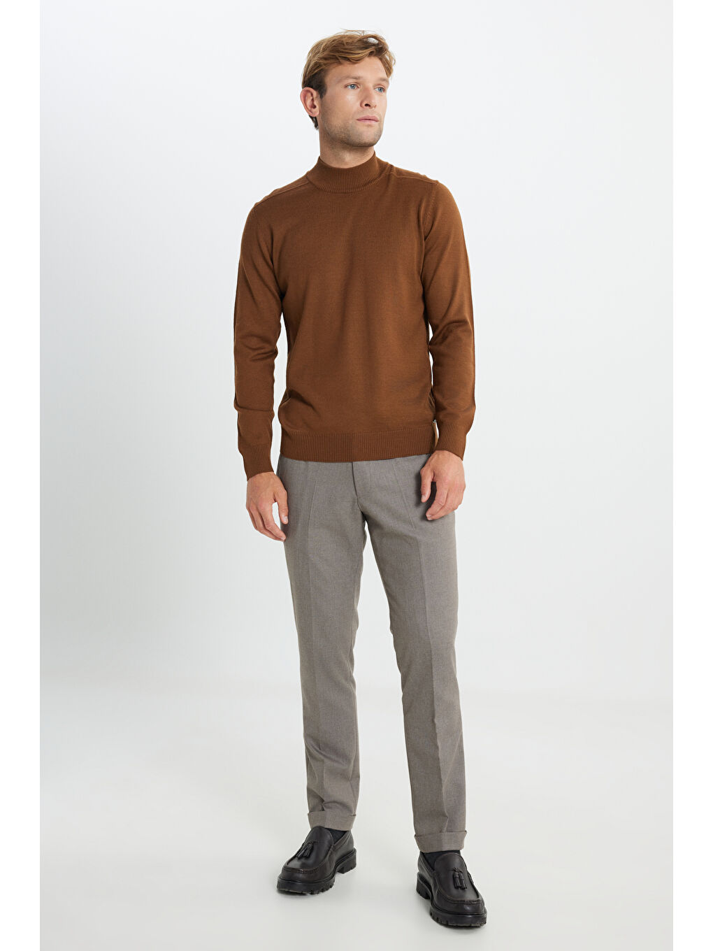 Kahverengi Erkek Tarçın Yünlü Sıcak Tutan Standart Fit Normal Kesim Yarım Balıkçı Yaka Triko Kazak-1