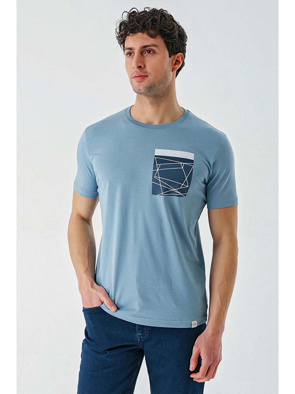 Koyu Mavi Baskılı Bez Ayağı Bisiklet Yaka %100 Pamuk Casual Slim Fit Dar Kesim Tişört 1011240169