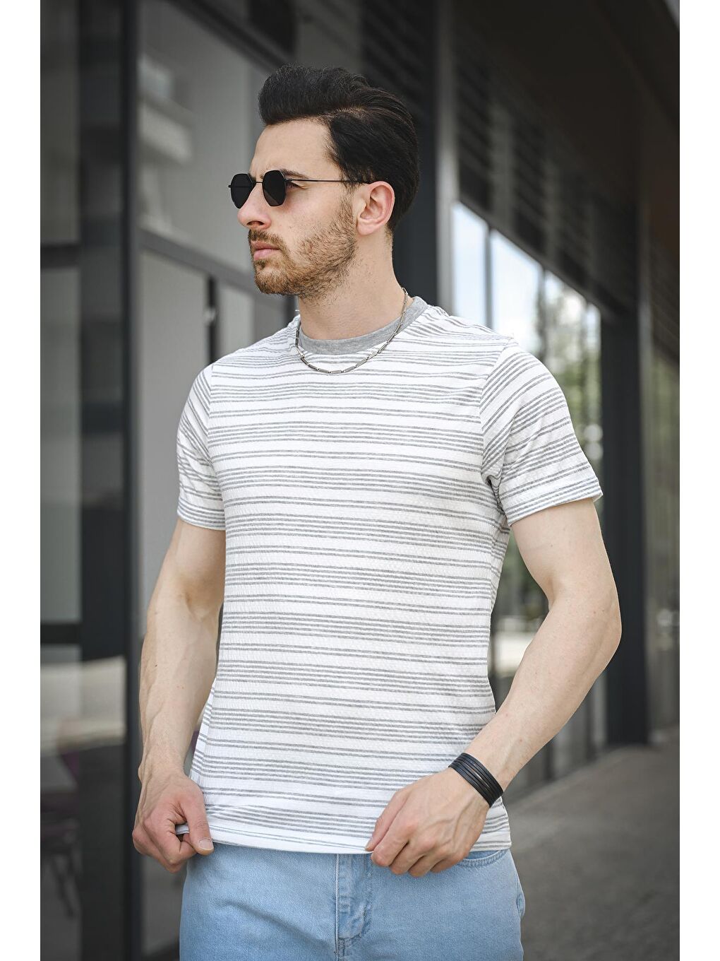 Gri Çizgili Örme Yaka Likralı Erkek Tshirt-1