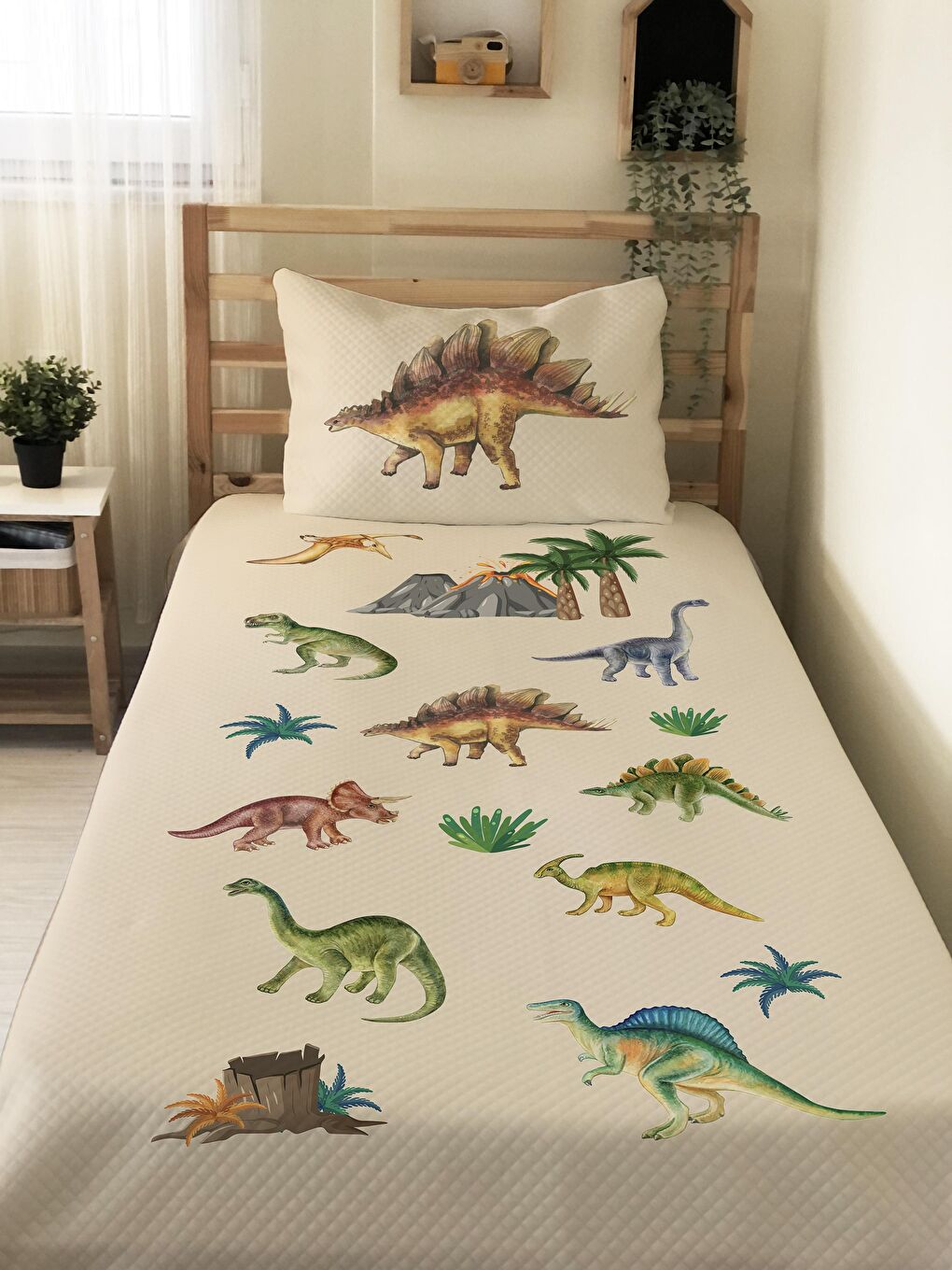 EVMİLA Karışık Dinozor Desenli Soft Baskılı Tek Kişilik 160x220 Cm Pike- Krem