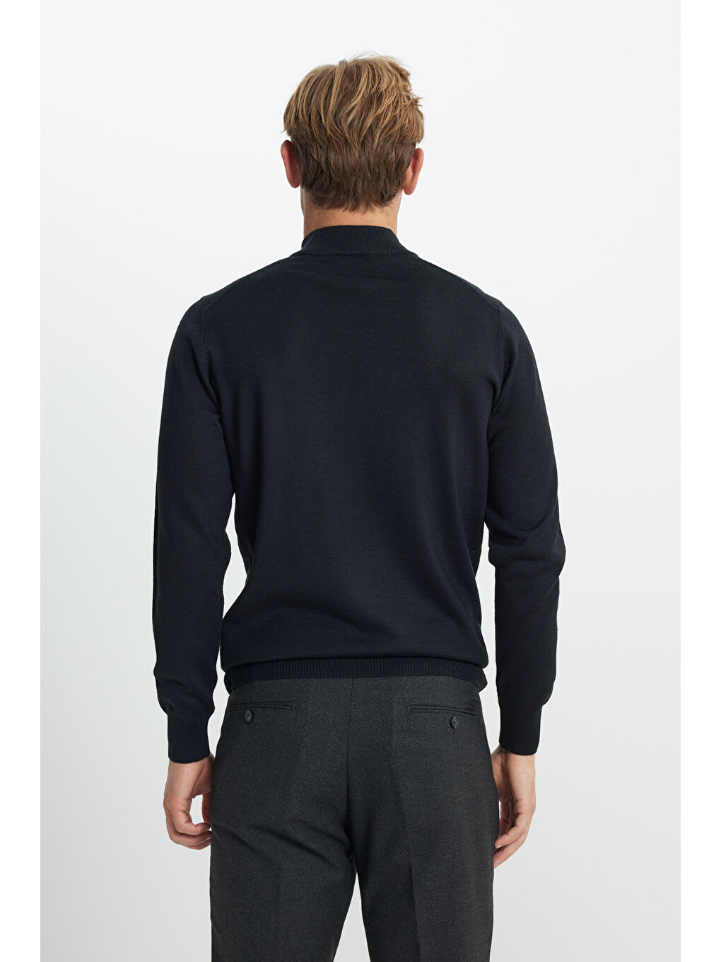 Erkek Siyah Yünlü Sıcak Tutan Standart Fit Normal Kesim Yarım Balıkçı Yaka Triko Kazak-4