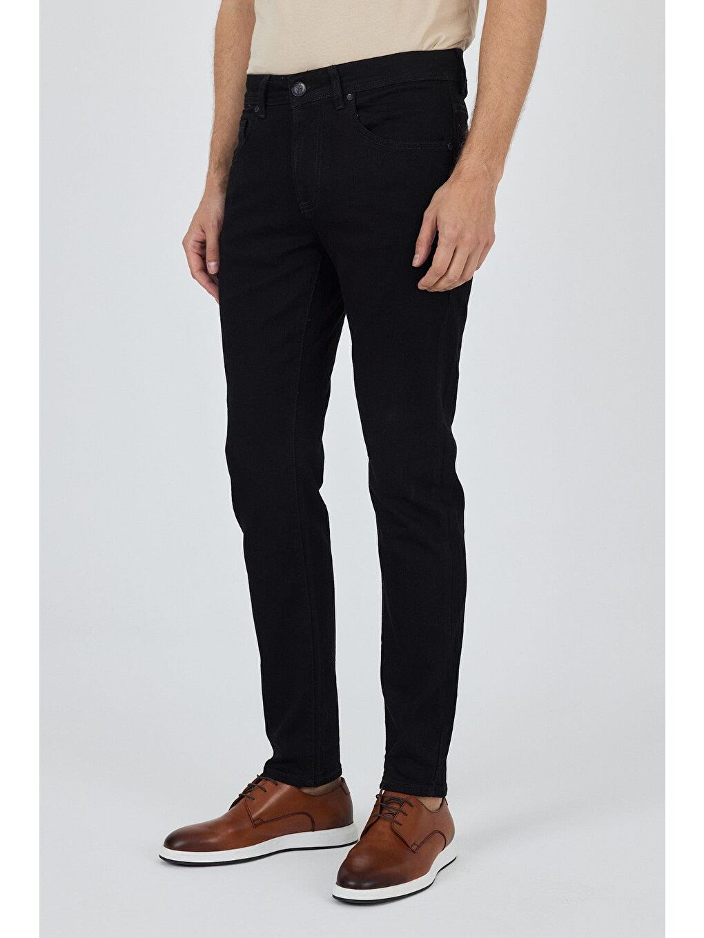 Siyah Gabardin 5 Cep Düz Paça Casual Slim Fit Pamuklu Denim Pantolon 1023250152-1