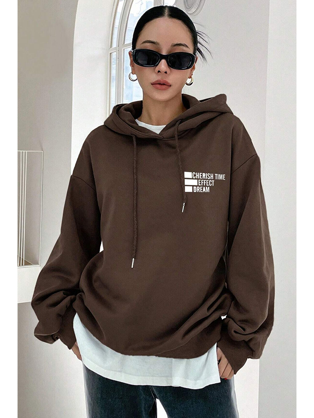 uyguntarz Kahverengi Cherish Time Baskılı Sweatshirt