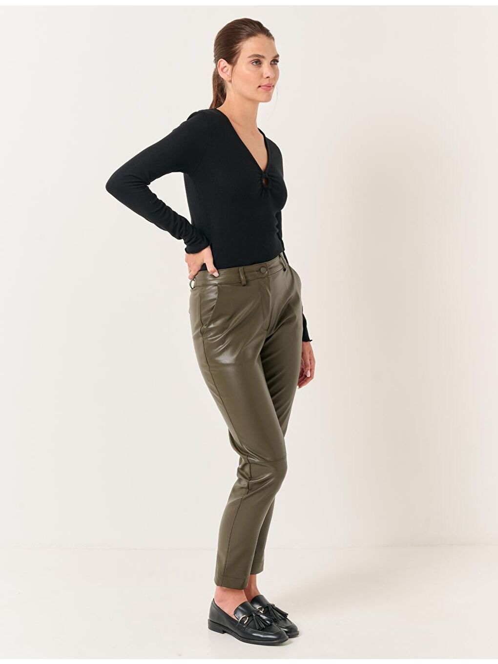 Koyu Haki Yüksek Bel Dar Paça Deri Pantolon-3