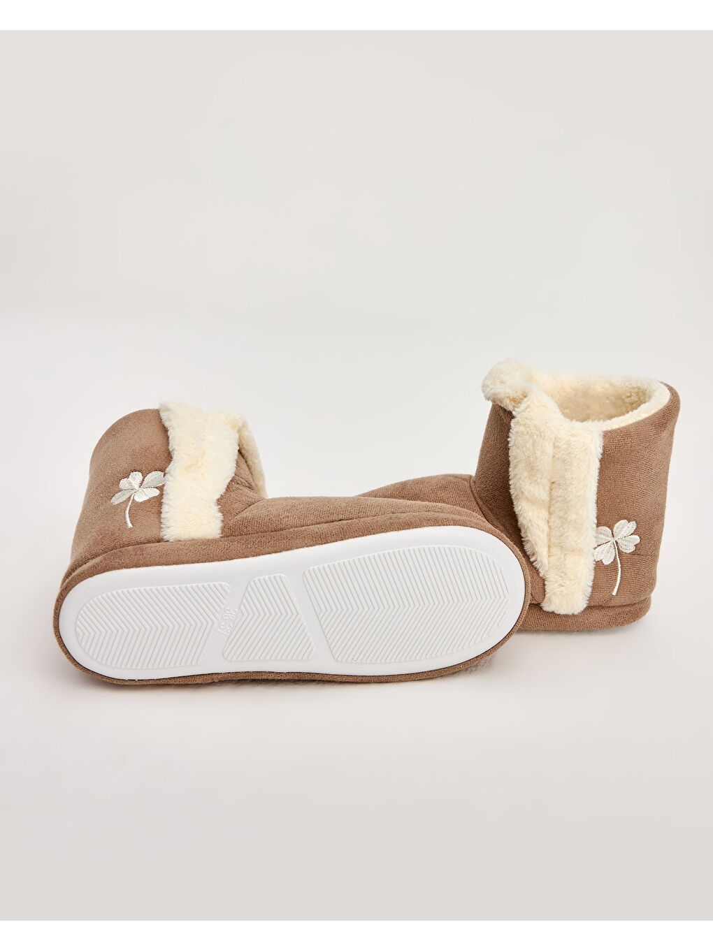 Bej Kadın Yonca Detaylı Panduf - YONS-3