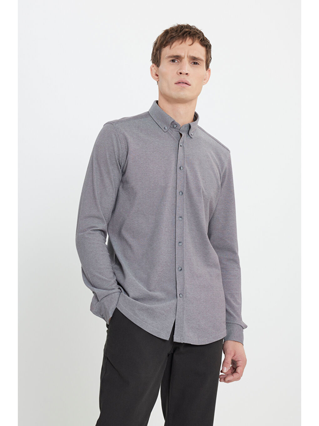 Erkek Gri Pamuklu Örme Slim Fit Dar Kesim Düğmeli Yaka Gömlek-2