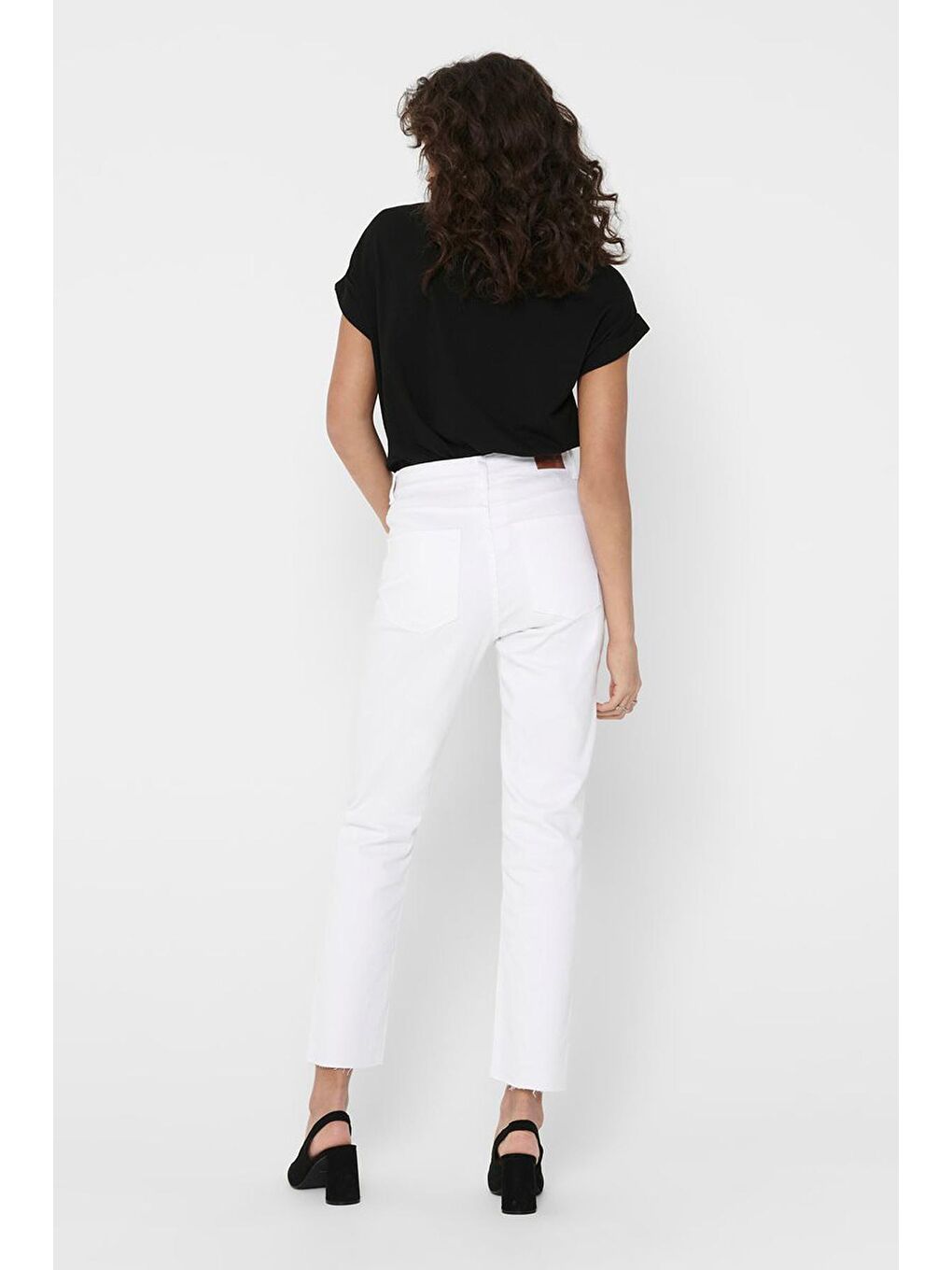 Siyah Regular Fit Bisiklet Yaka Onlmoster Kadın T Shirt 15106662-3