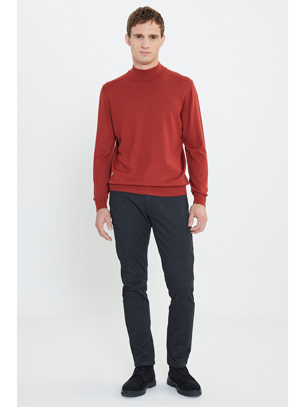 Kahverengi Erkek Kiremit Yünlü Sıcak Tutan Standart Fit Normal Kesim Yarım Balıkçı Yaka Triko Kazak-1