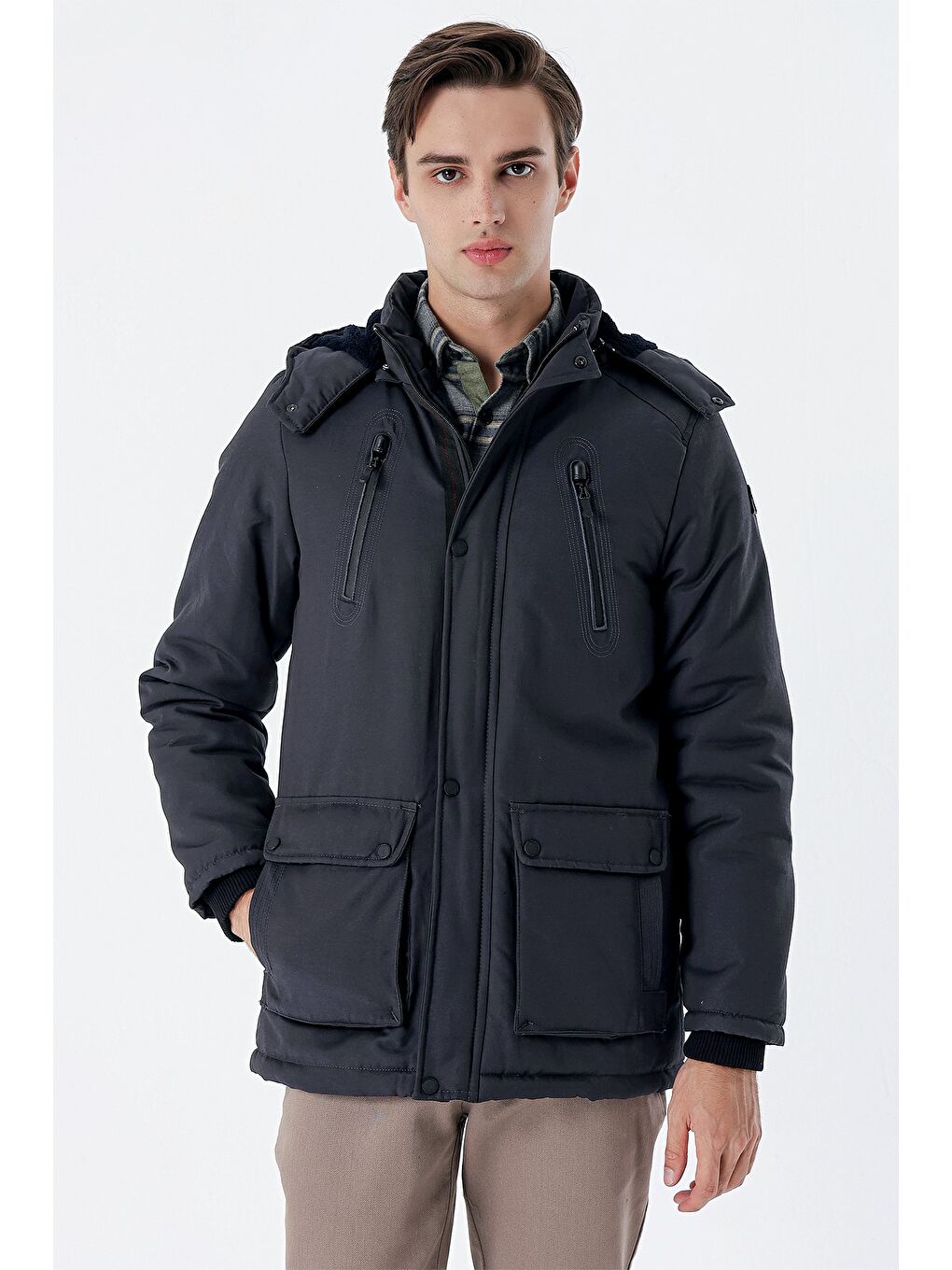 Koyu Antrasit Kapüşonlu Pamuklu Astarlı Comfort Fit Rahat Kesim Casual Kaban 1008235169-1