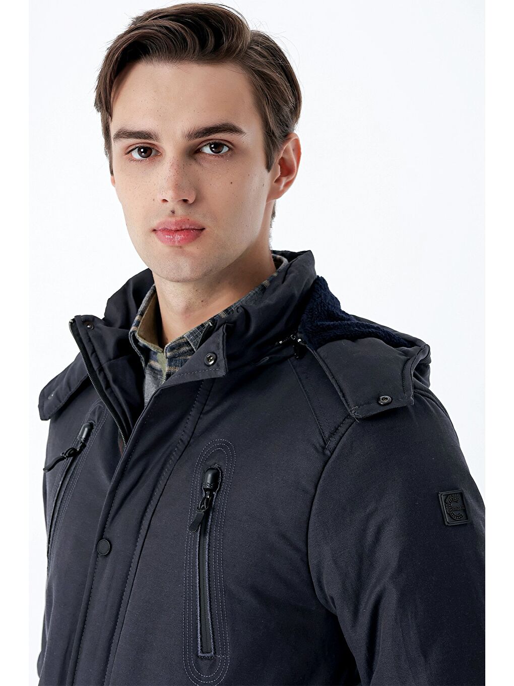 Koyu Antrasit Kapüşonlu Pamuklu Astarlı Comfort Fit Rahat Kesim Casual Kaban 1008235169-5