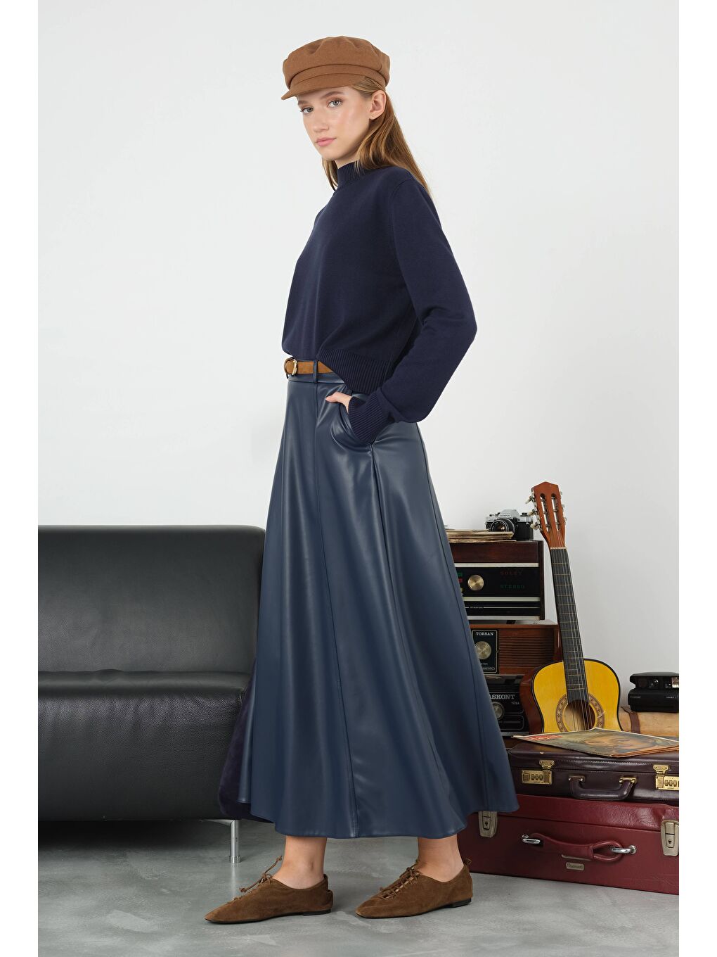 Parçalı Deri Etek Lacivert-1