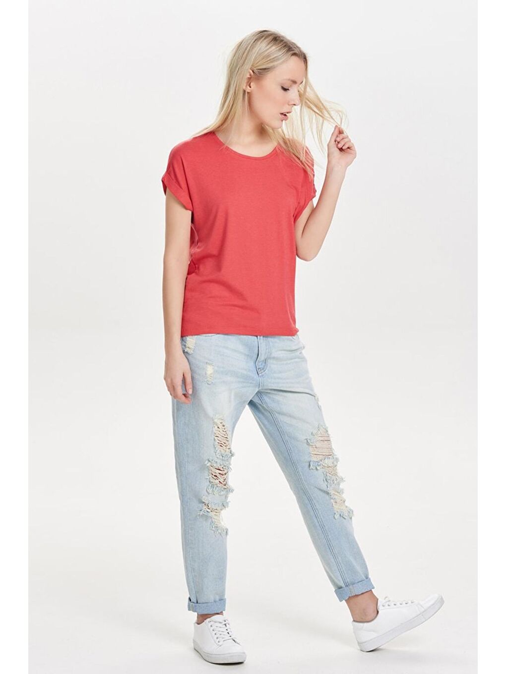 Kırmızı Regular Fit Bisiklet Yaka Onlmoster Kadın T Shirt 15106662-1