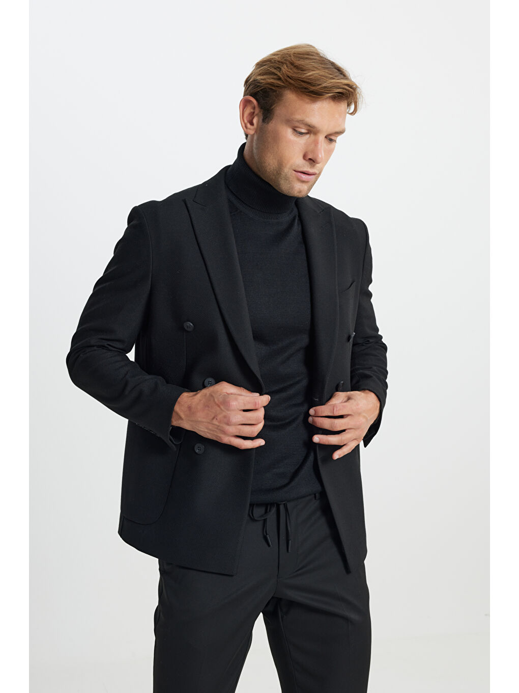 Erkek Siyah Slim Fit Dar Kesim Kırlangıç Yaka Diagonal Desenli Torba Cepli Ceket-4