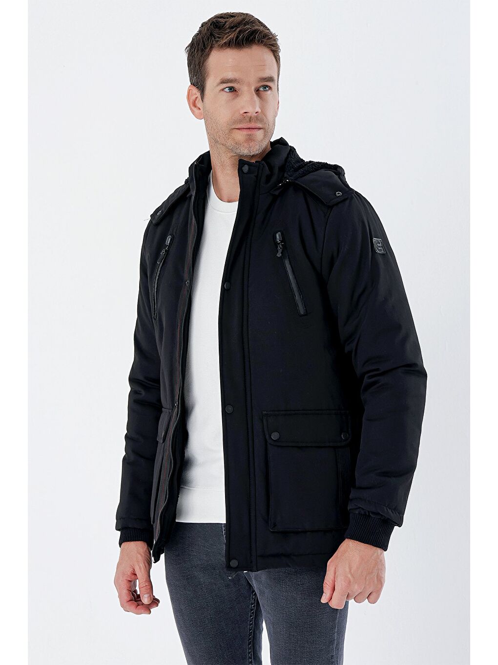 Siyah Kapüşonlu Pamuklu Astarlı Comfort Fit Rahat Kesim Casual Kaban 1008235169-2