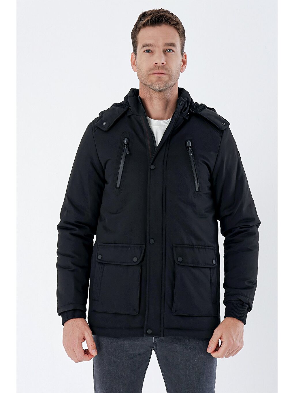 Siyah Kapüşonlu Pamuklu Astarlı Comfort Fit Rahat Kesim Casual Kaban 1008235169-3