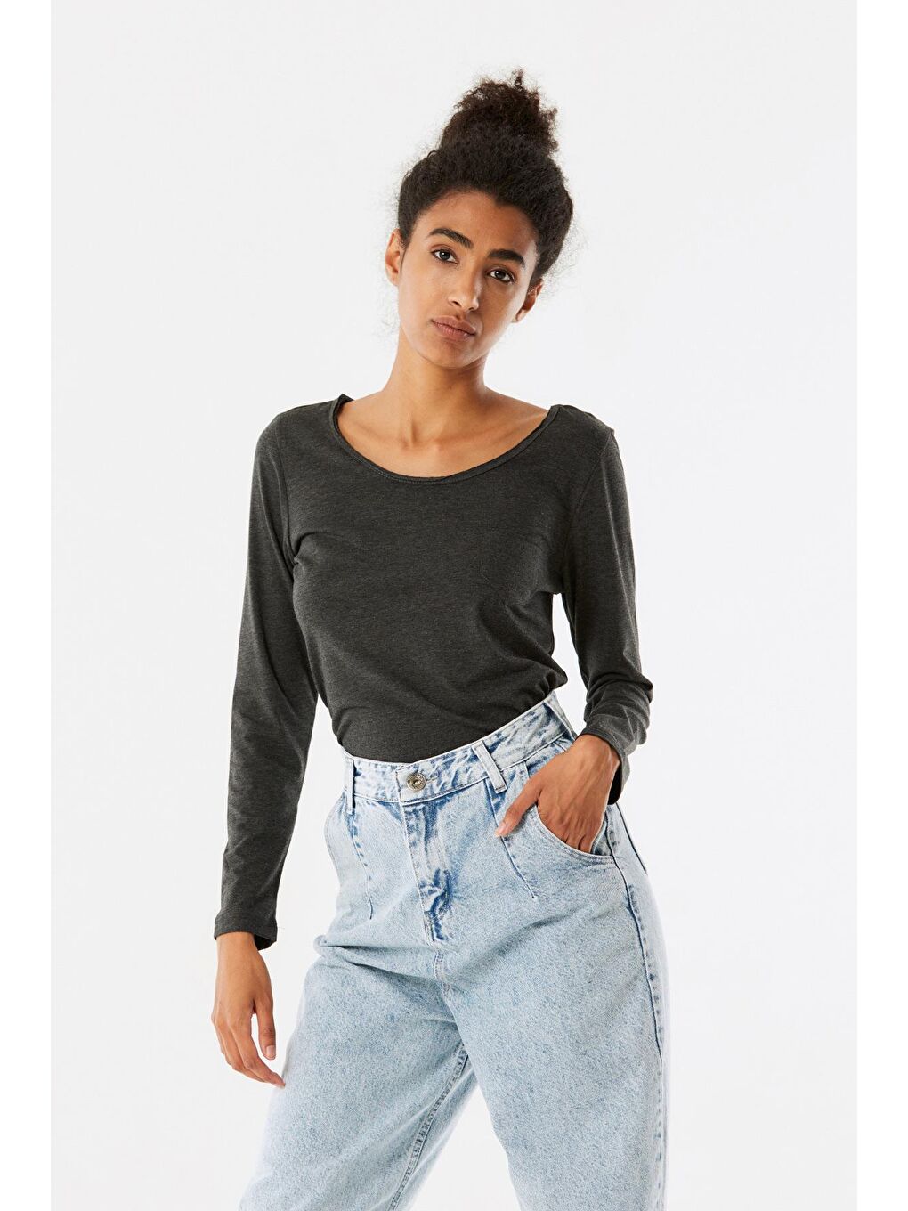 Antrasit Geniş Yaka Cep Detaylı Basic Body