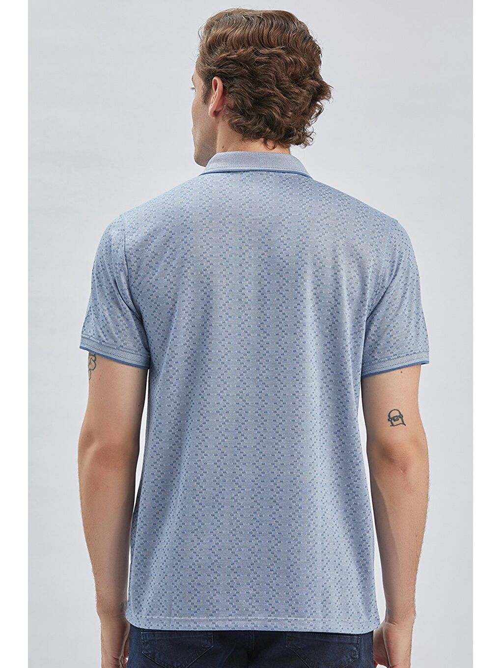 Koyu Mavi Desenli Jakarlı Polo Yaka Cepli Klasik Comfort Fit Rahat Kesim Tişört 1011240170-4