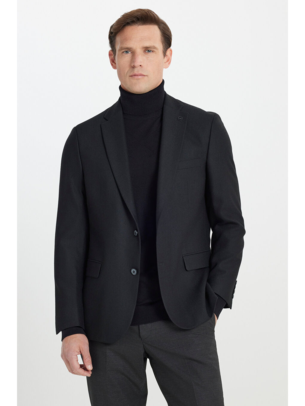 Erkek Siyah Regular Fit Rahat Kesim Mono Yaka Kapak Cepli Yünlü Ceket
