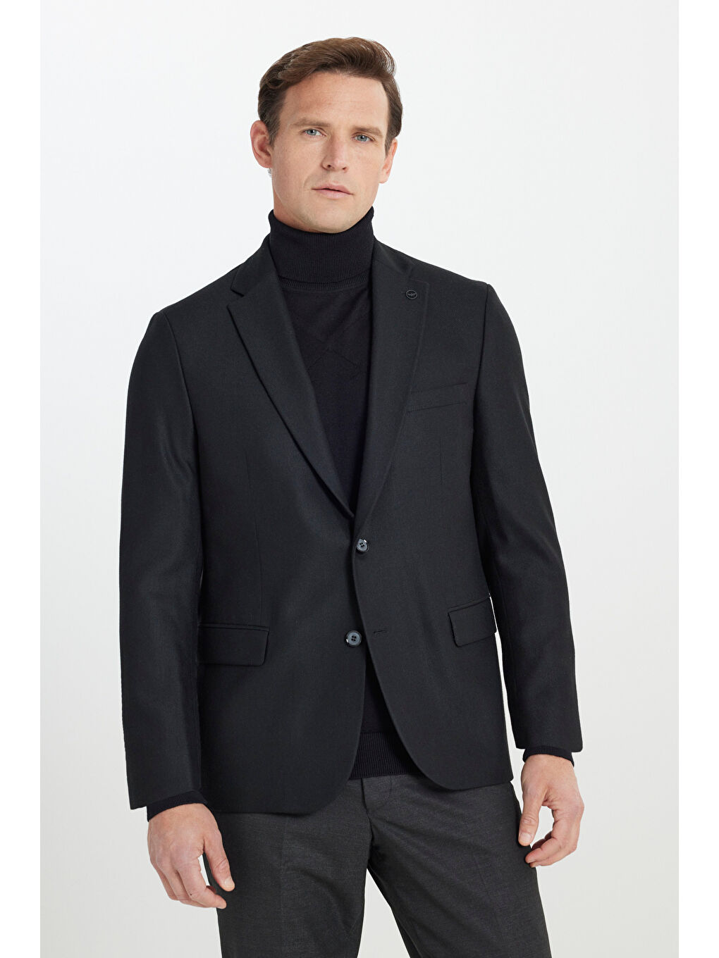 Erkek Siyah Regular Fit Rahat Kesim Mono Yaka Kapak Cepli Yünlü Ceket-2