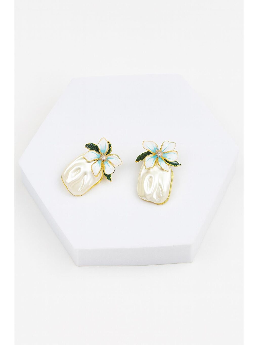 Sarı Barok İncili Çiçek tasarımlı Kadın Küpe-2