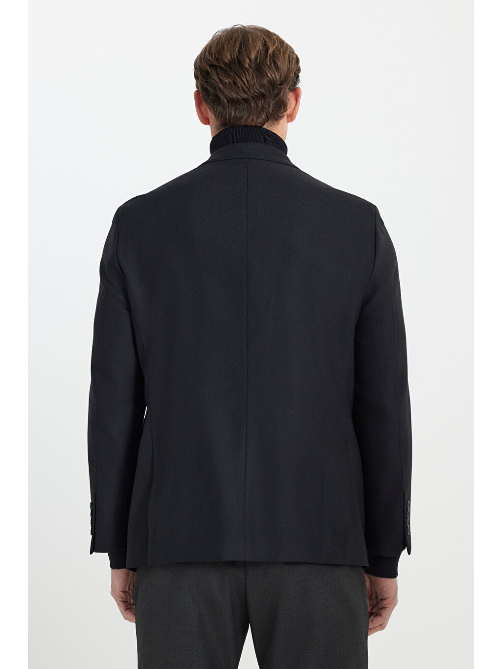 Erkek Siyah Regular Fit Rahat Kesim Mono Yaka Kapak Cepli Yünlü Ceket-4