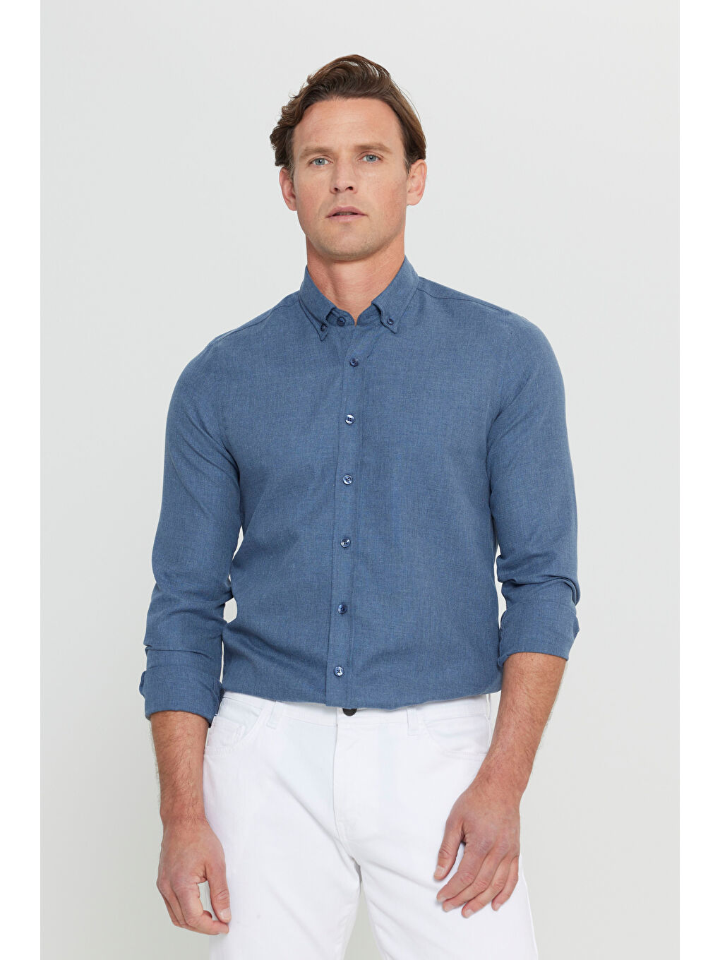 Erkek Lacivert Pamuklu Flanel Slim Fit Dar Kesim Düğmeli Yaka Gömlek