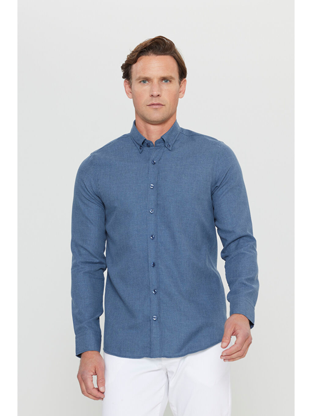 Erkek Lacivert Pamuklu Flanel Slim Fit Dar Kesim Düğmeli Yaka Gömlek-2