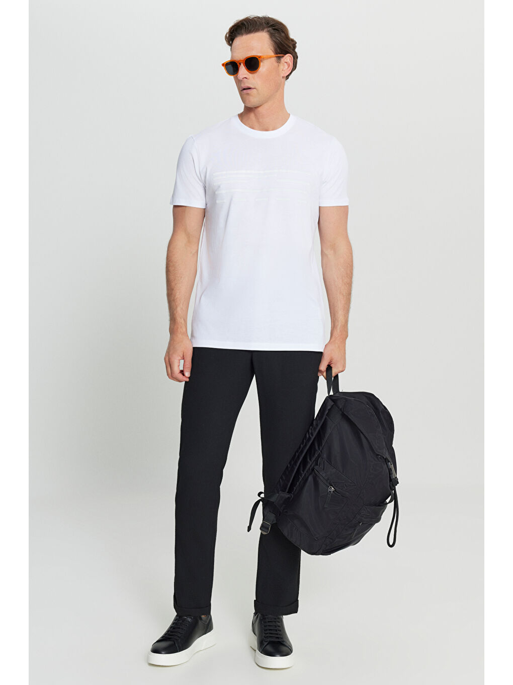 Erkek Beyaz Pamuklu Slim Fit Dar Kesim Bisiklet Yaka Baskılı Esnek Tişört-1