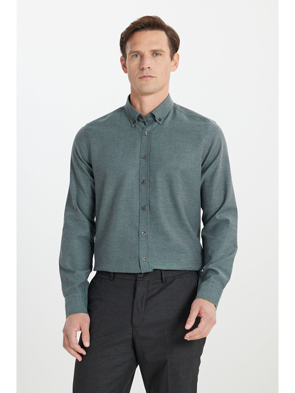 Erkek Koyu Yeşil Pamuklu Flanel Slim Fit Dar Kesim Düğmeli Yaka Gömlek