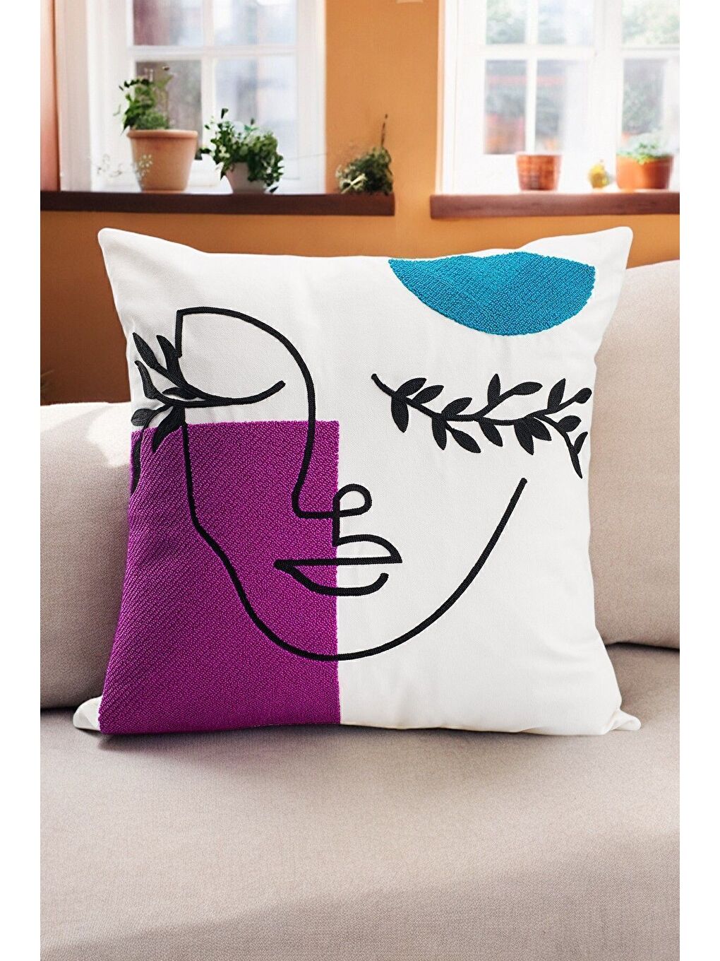 Beyaz Bohem 45x45 Özel Tasarım Punch Panç Süzene Desen Dekoratif Kırlent Kılıfı modern