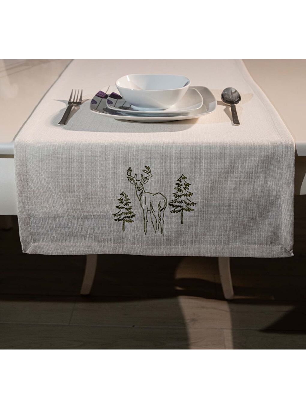 Ekru Nakışlı  Yılbaşı konsepti  Geyik Desen 45x140 Dekoratif Runner-2