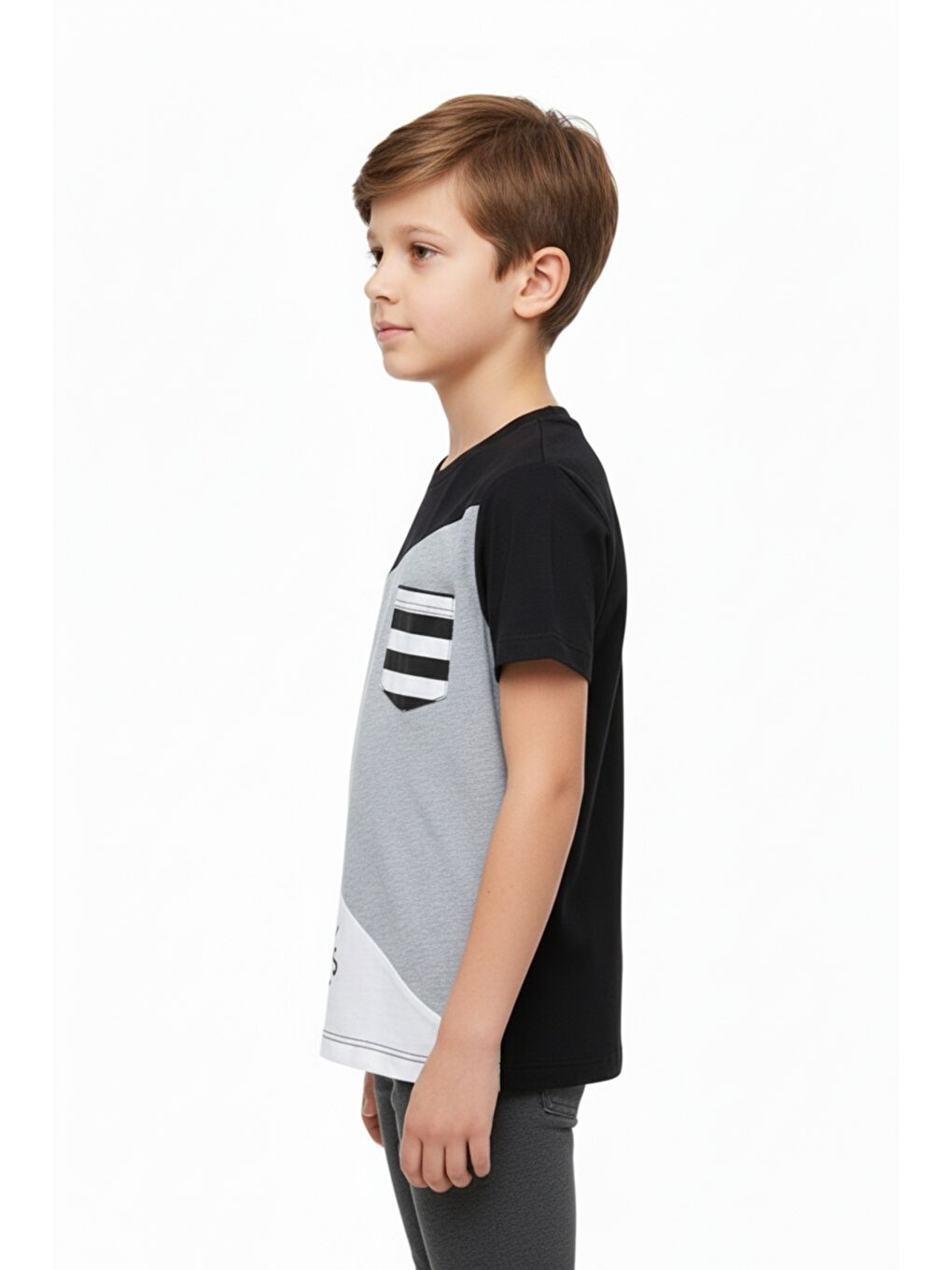 Siyah Erkek Çocuk Garnili Cepli Tişört-2