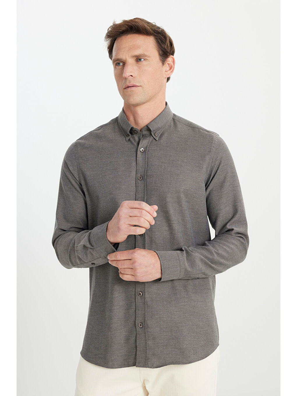 Erkek Kahverengi Pamuklu Flanel Slim Fit Dar Kesim Düğmeli Yaka Gömlek-2