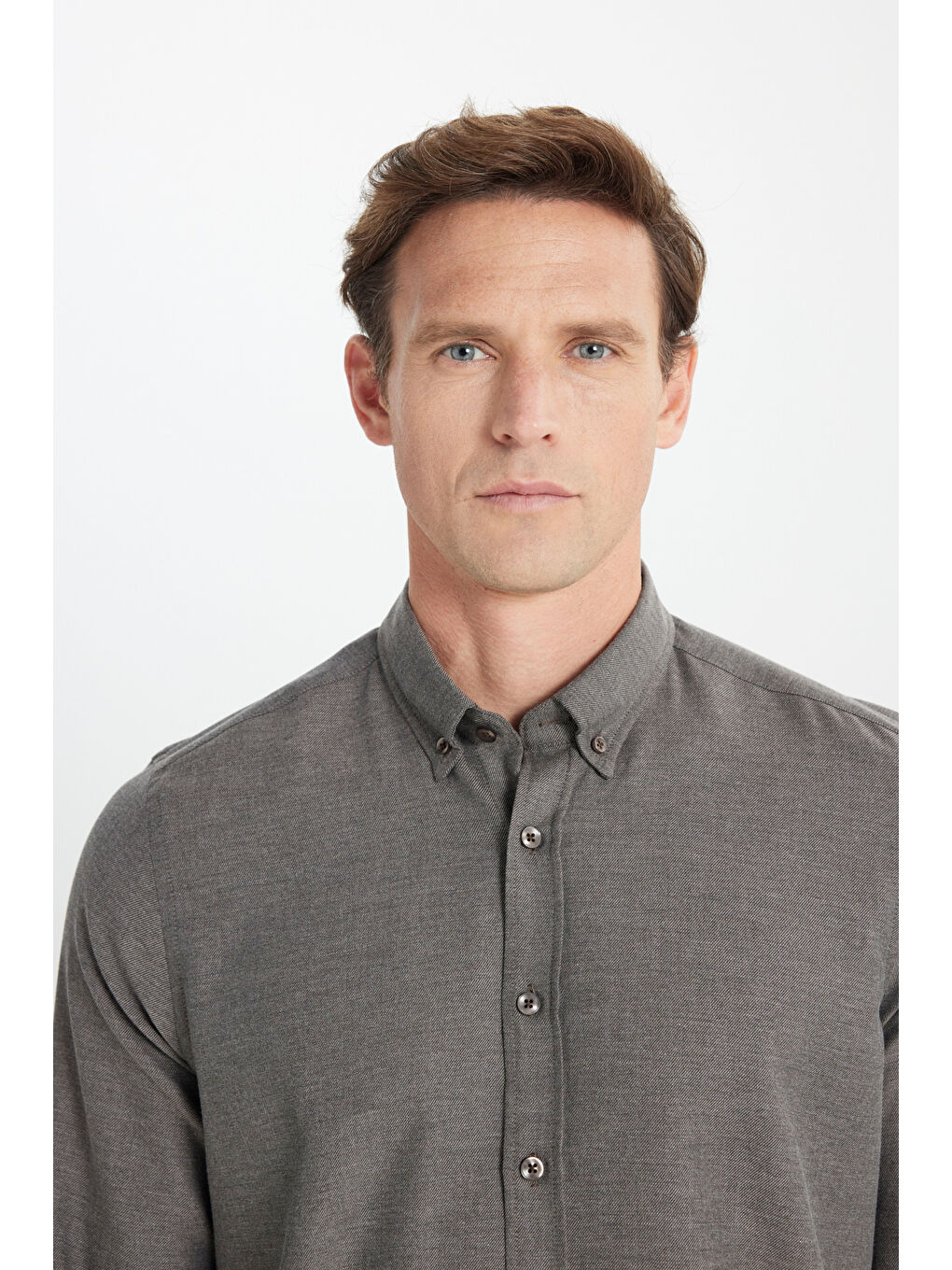 Erkek Kahverengi Pamuklu Flanel Slim Fit Dar Kesim Düğmeli Yaka Gömlek-3