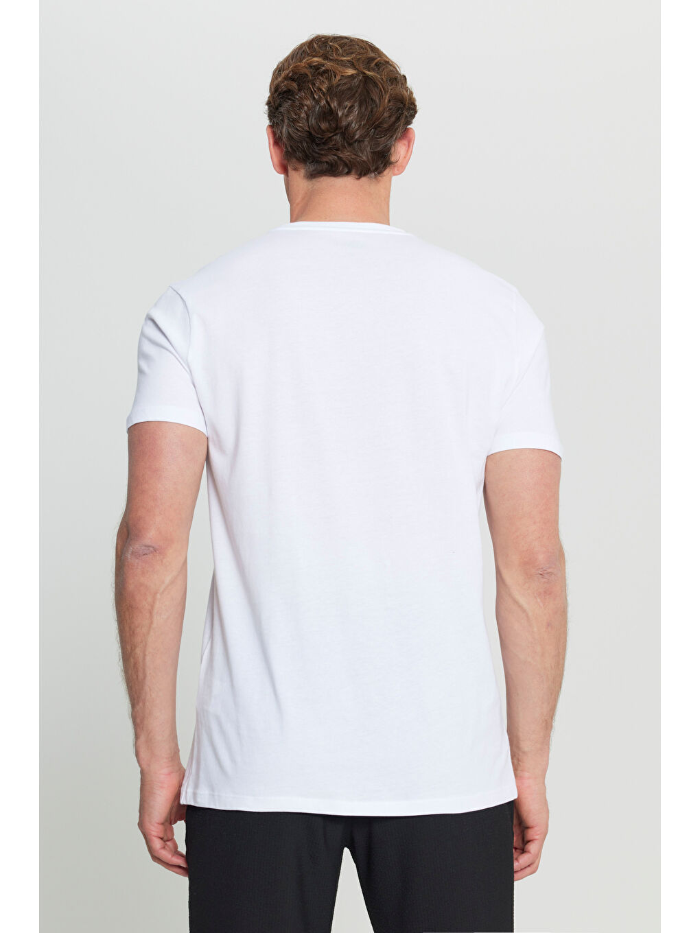 Erkek Beyaz Pamuklu Slim Fit Dar Kesim Bisiklet Yaka Baskılı Esnek Tişört-4