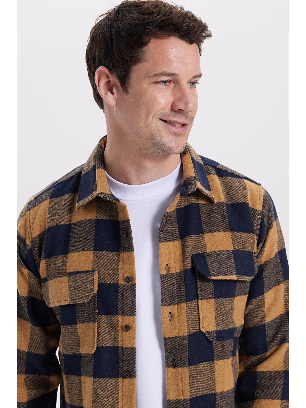 Karışık Erkek Slim Fit Dar Kesim Uzun Kollu Kapaklı Çift Cepli Kareli Kışlık Oduncu Gömlek-1