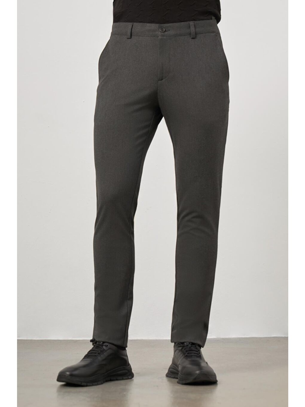 Koyu Antrasit Esnek Yandan Cepli Casual Slim Fit Chino Pantolon 1003245105