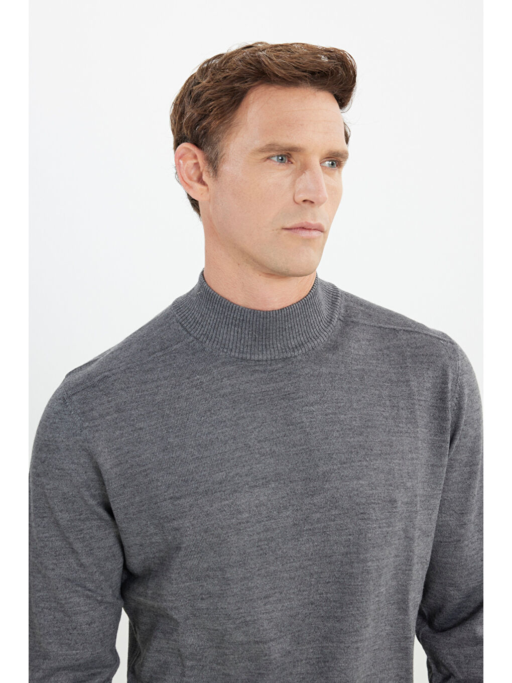 Erkek Gri Melanj Yünlü Sıcak Tutan Standart Fit Normal Kesim Yarım Balıkçı Yaka Triko Kazak-3