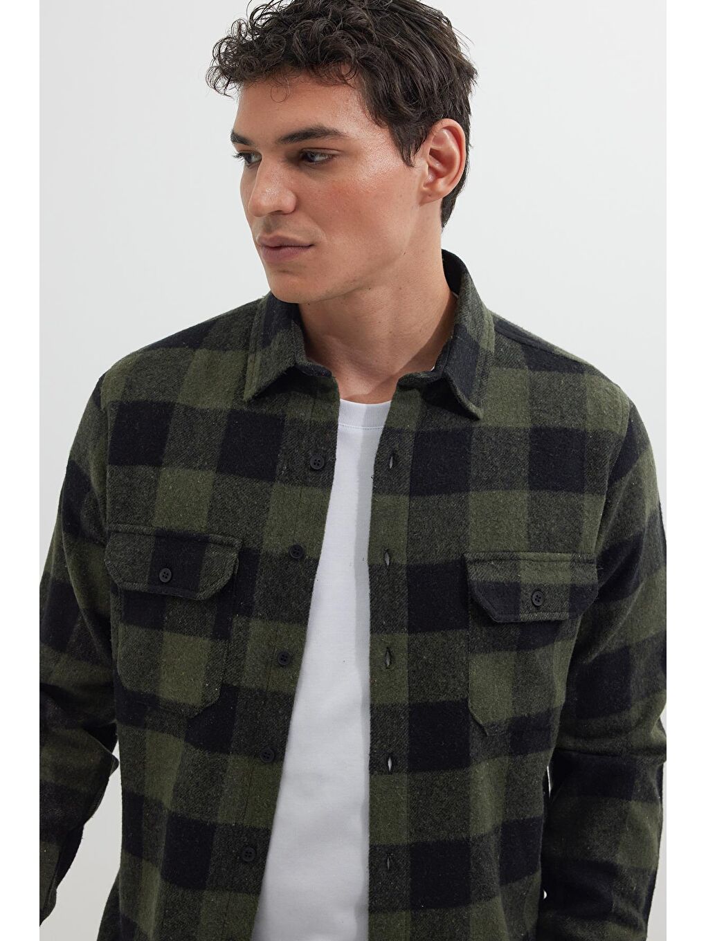 Karışık Erkek Slim Fit Dar Kesim Uzun Kollu Kapaklı Çift Cepli Kareli Kışlık Oduncu Gömlek-1