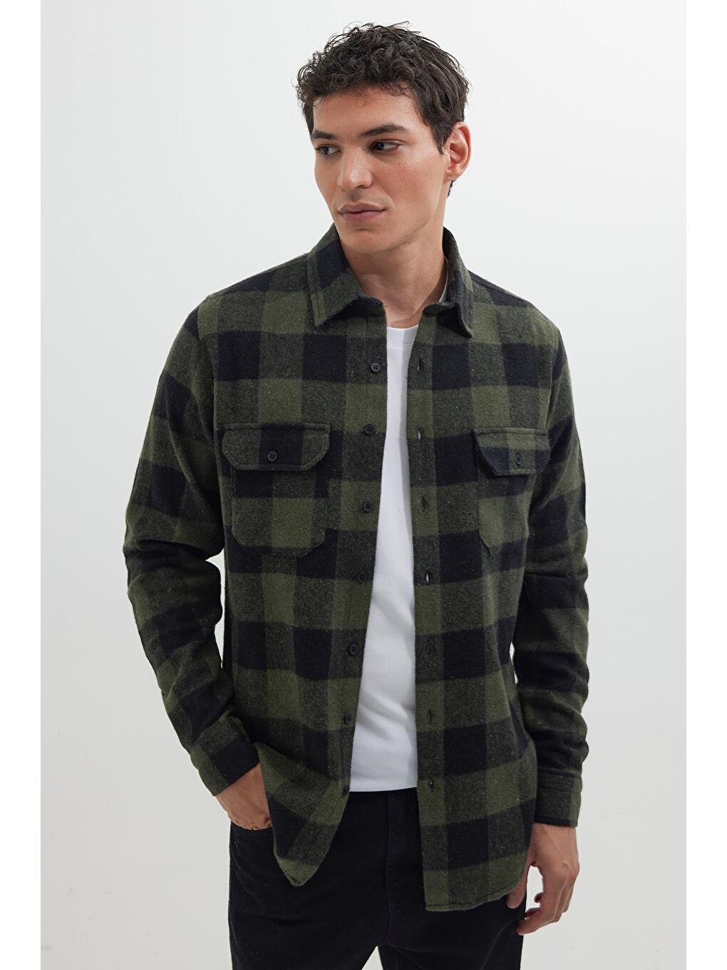 Karışık Erkek Slim Fit Dar Kesim Uzun Kollu Kapaklı Çift Cepli Kareli Kışlık Oduncu Gömlek-4