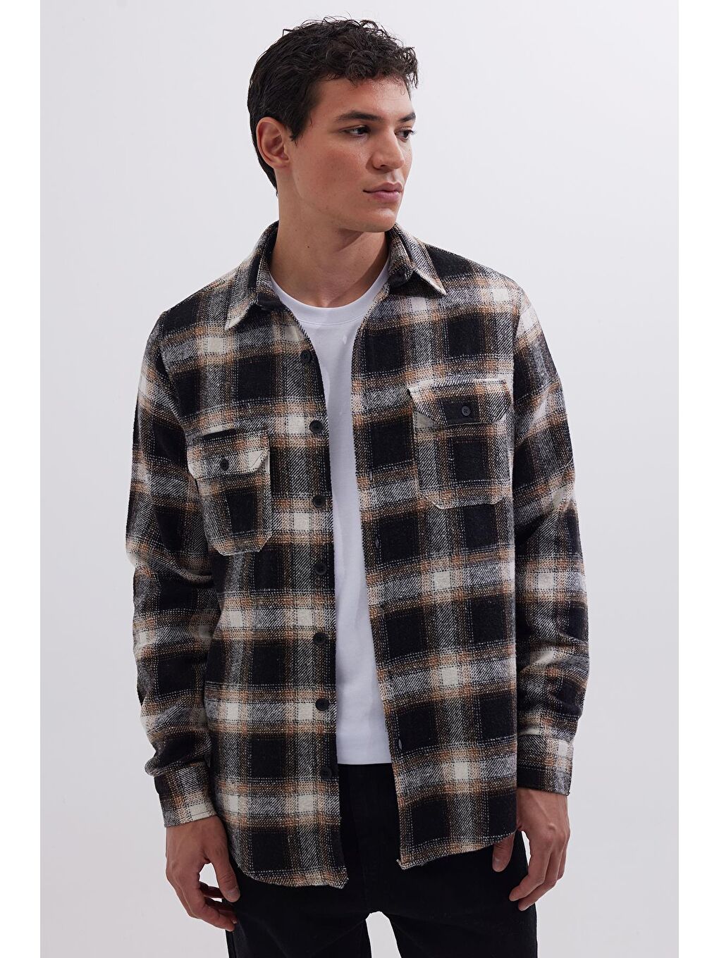 Karışık Erkek Slim Fit Dar Kesim Çift Cepli Kapaklı Spor Yaka Kareli Oduncu Gömlek-1