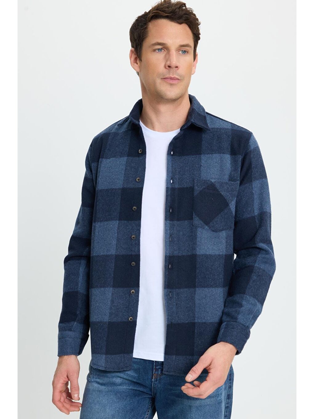 Karışık Erkek Regular Fit Klasik Kesim Kareli Cepli Oduncu Gömlek-3