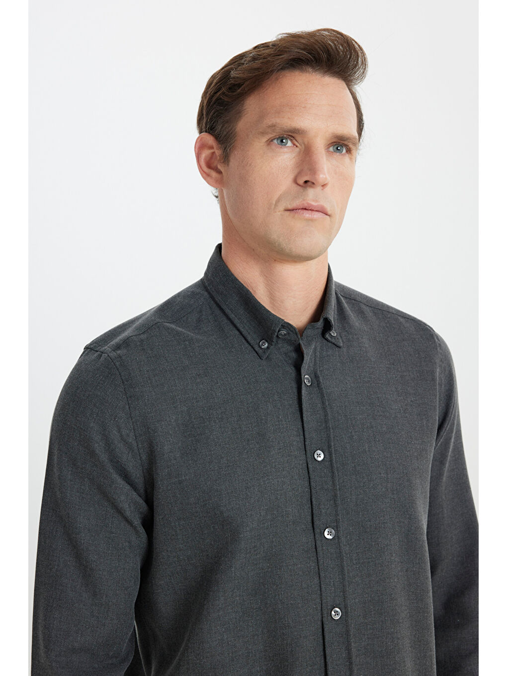 Erkek Antrasit Pamuklu Flanel Slim Fit Dar Kesim Düğmeli Yaka Gömlek-3
