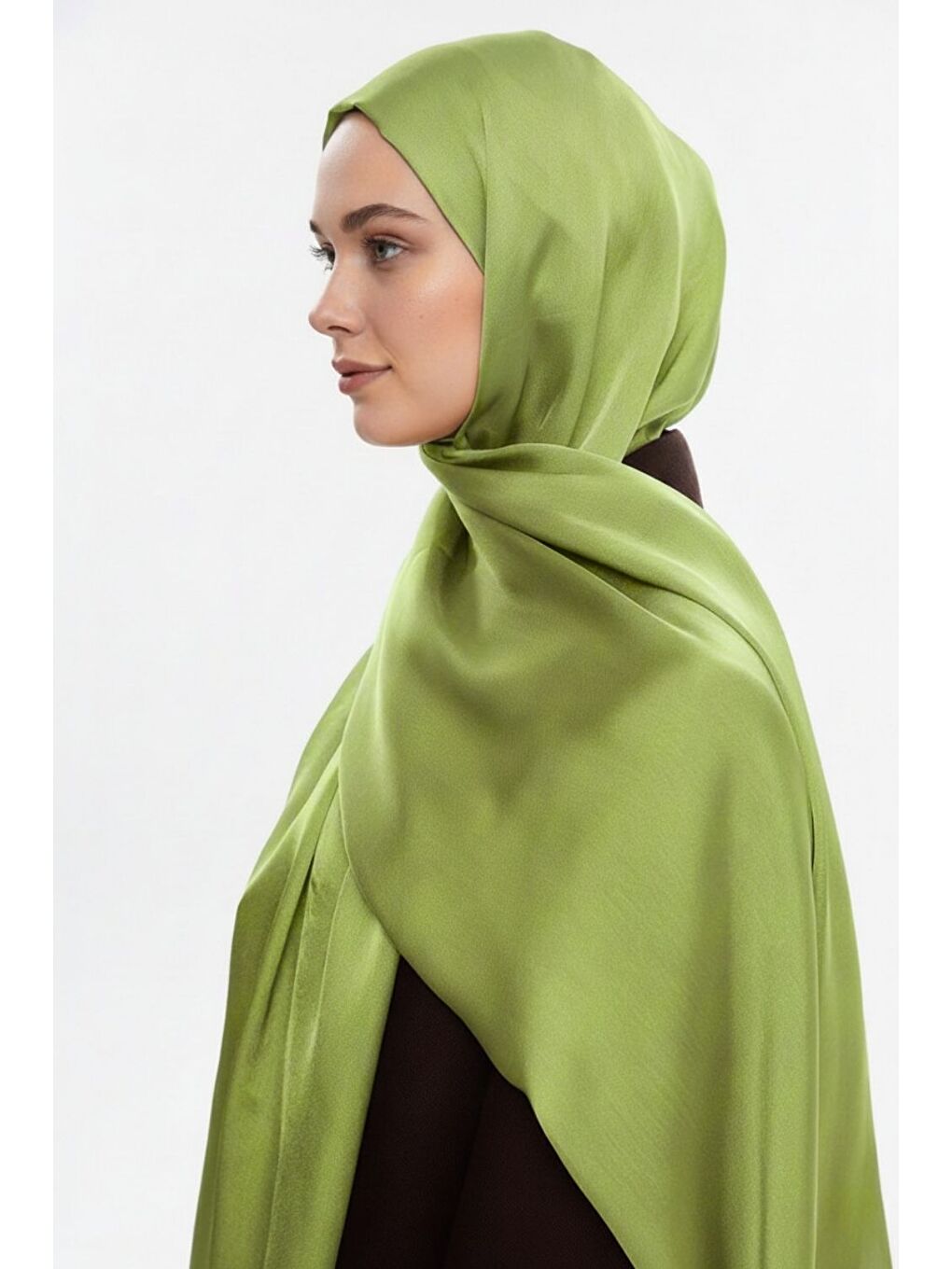 & YAQA Özel Saten Dokulu Fıstık Yeşili Şal-1
