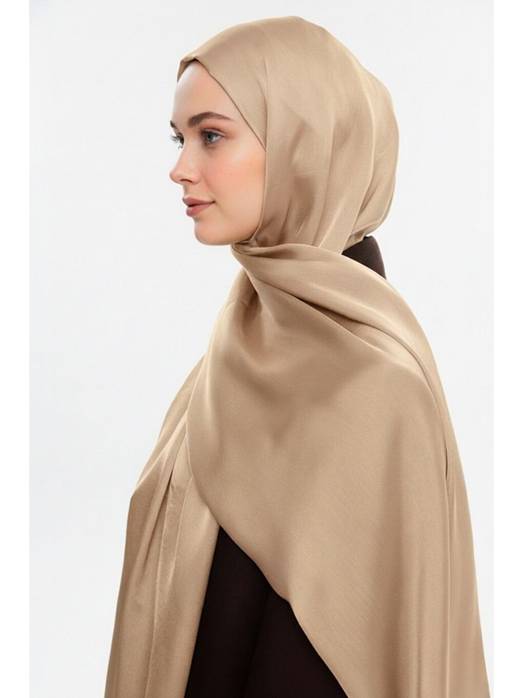 & YAQA Özel Saten Dokulu Bej Rengi Şal-1